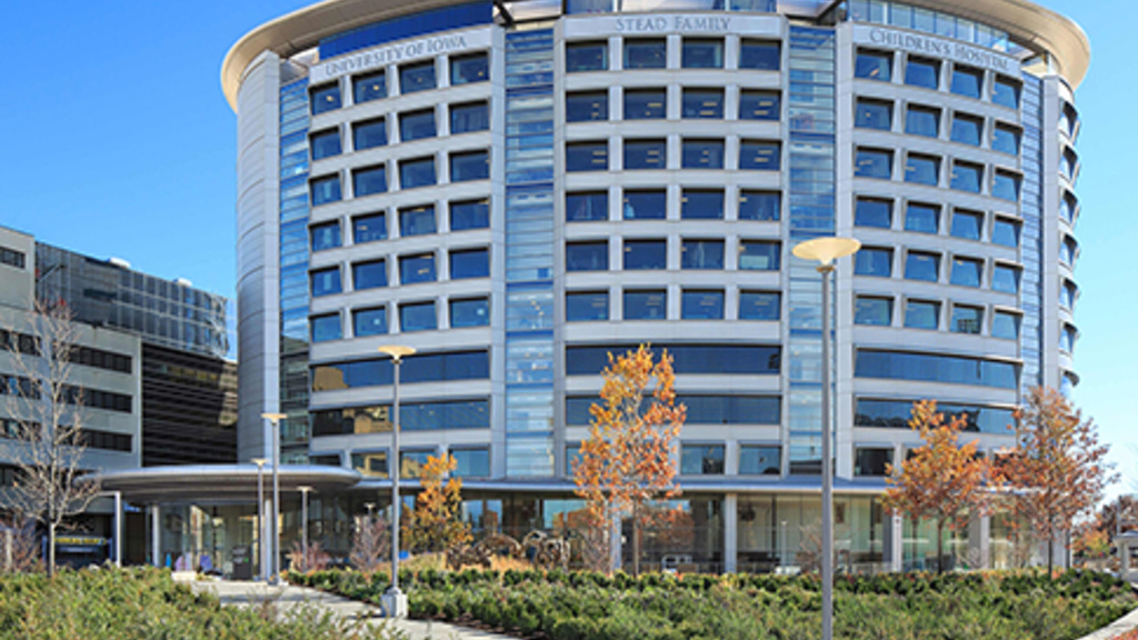 UI Children's Hospital exterior of building